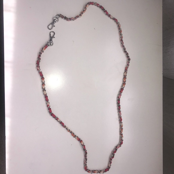 Vera Bradley All In One Wristlet/Crossbody Strap - Picture 4 of 4